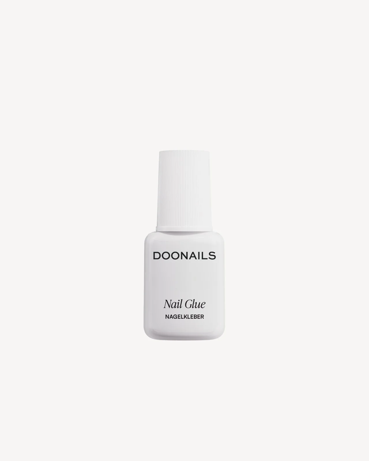 Nagelkleber