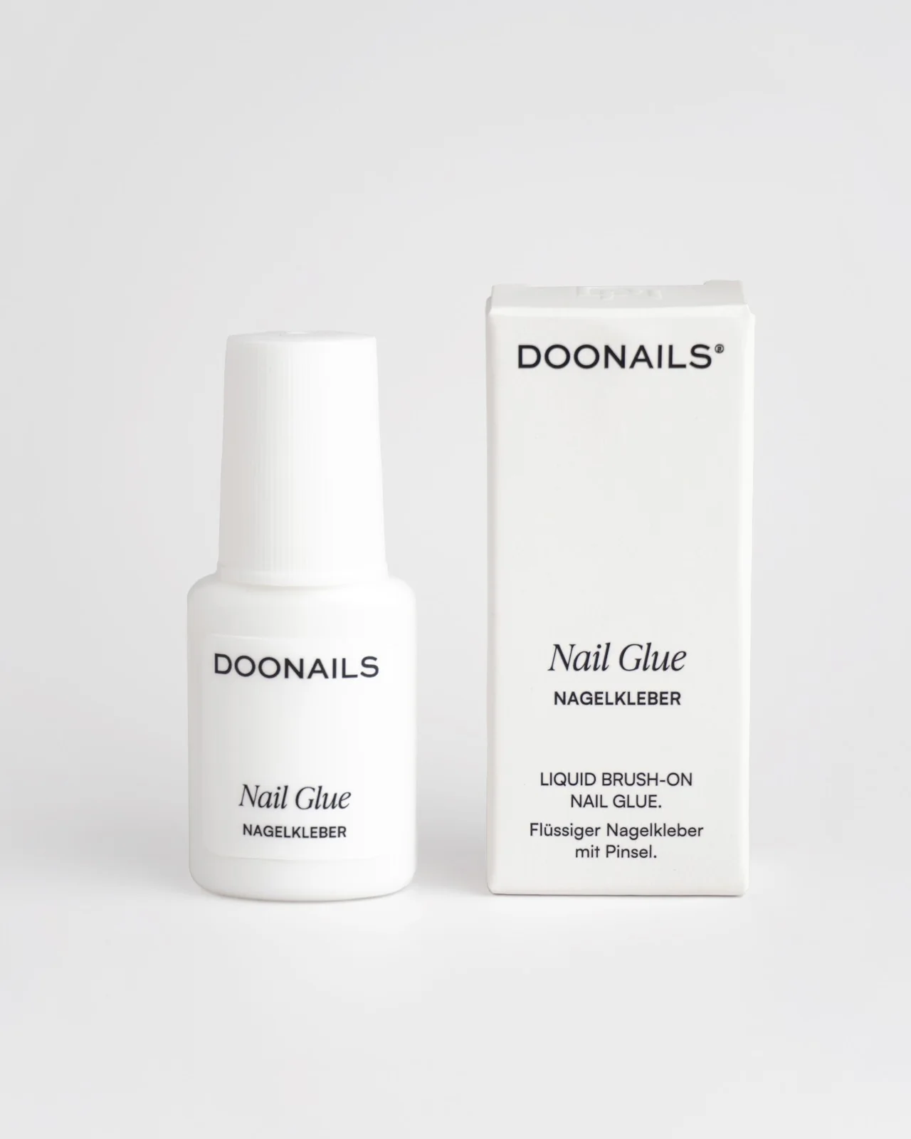 Nagelkleber