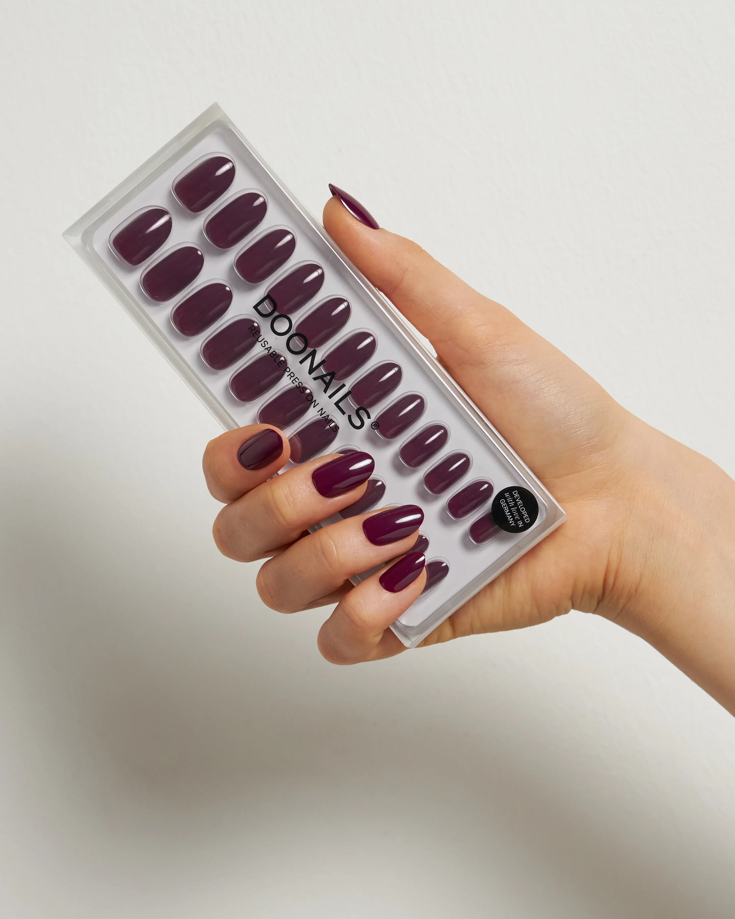 Into You Medium Round Soft Gel Press Ons 4 Into You Medium Round Soft Gel Press Ons